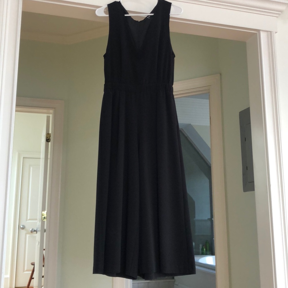 UNIQLO black jumpsuit with pockets